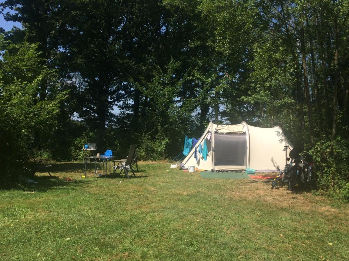 Camping Les Arbois Hotel Montjay  Exterior photo
