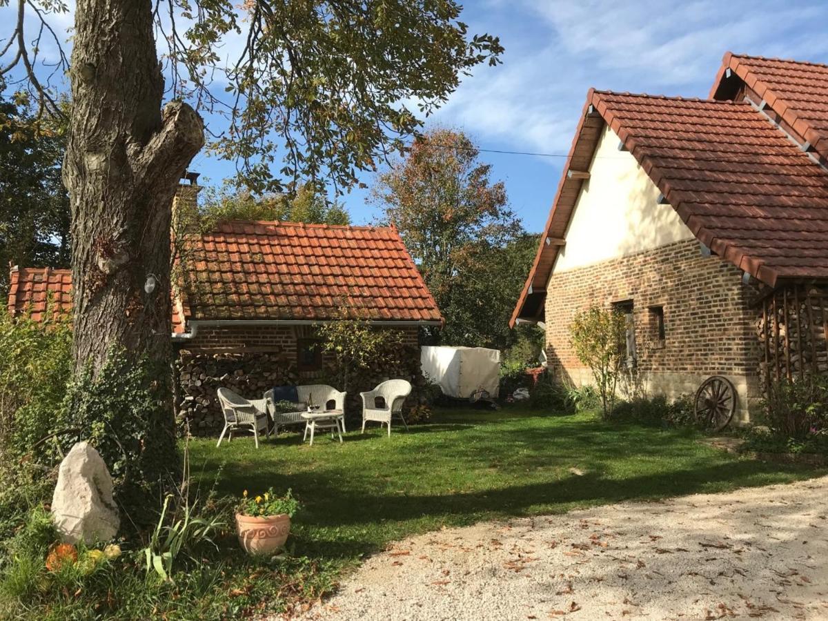 Camping Les Arbois Hotel Montjay  Exterior photo